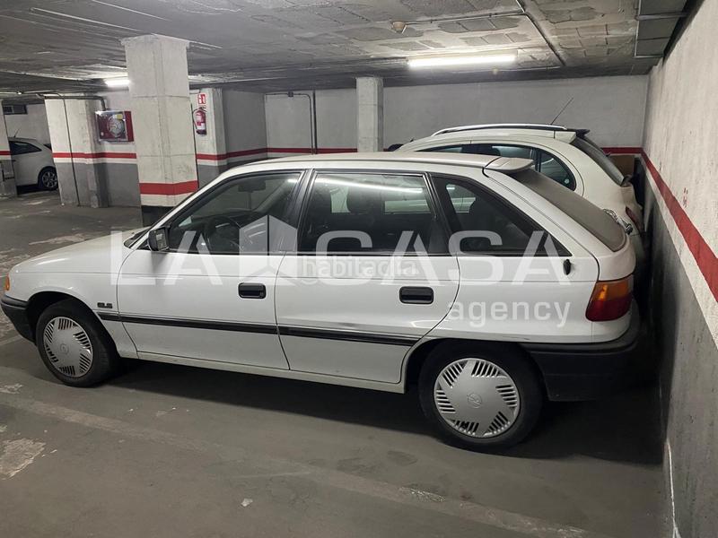 Foto 5859c02e-2aca-4e22-9a2d-42a535832872. Posto auto in Santa Rosa Santa Coloma de Gramenet