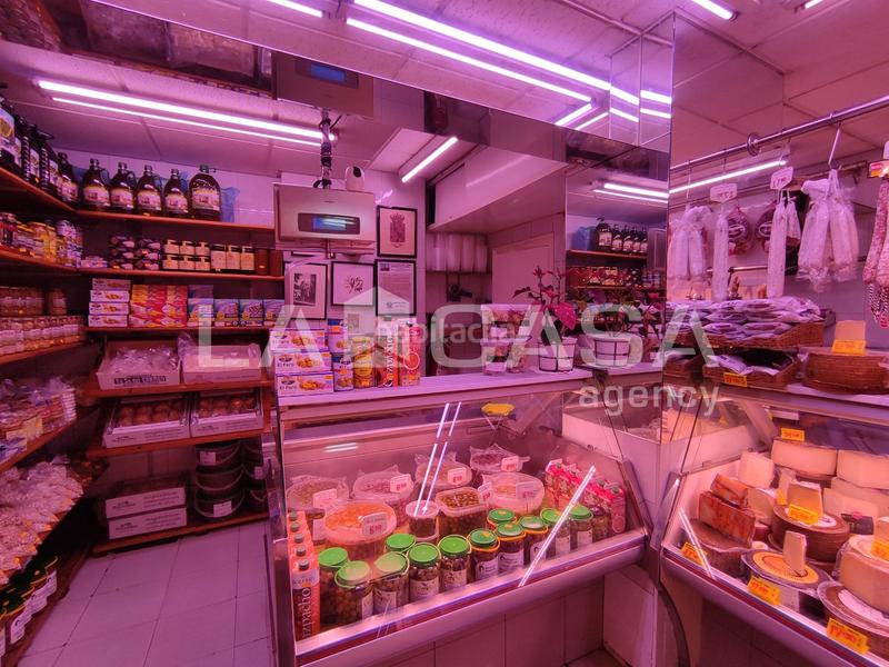 Foto e3fcfa19-d205-4b0c-868d-11b6e23731d1. Local commercial dans Riu Sud Santa Coloma de Gramenet