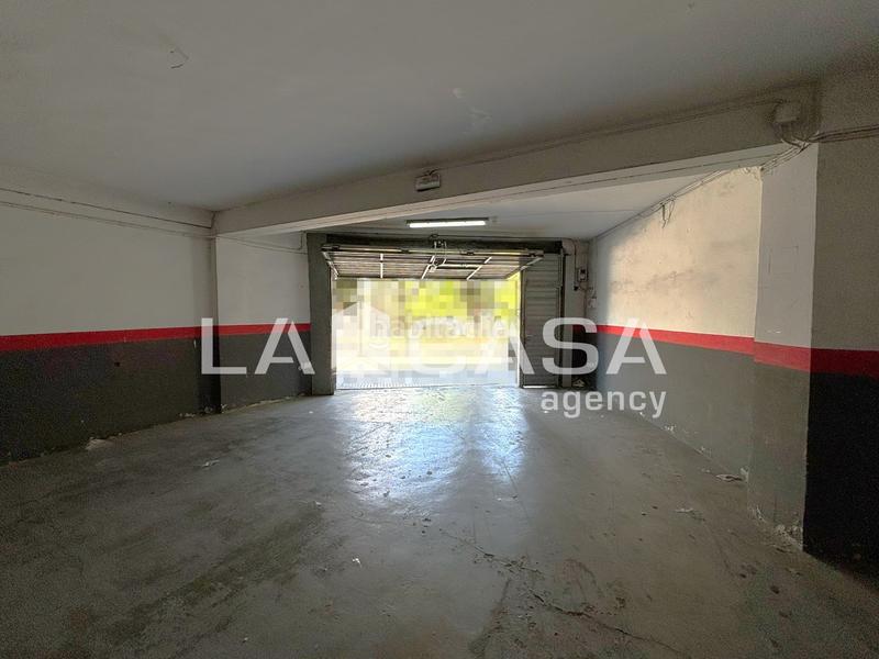 Foto d69e49c1-438d-44cc-b53d-0c141118a97e. Local comercial en Santa Rosa Santa Coloma de Gramenet