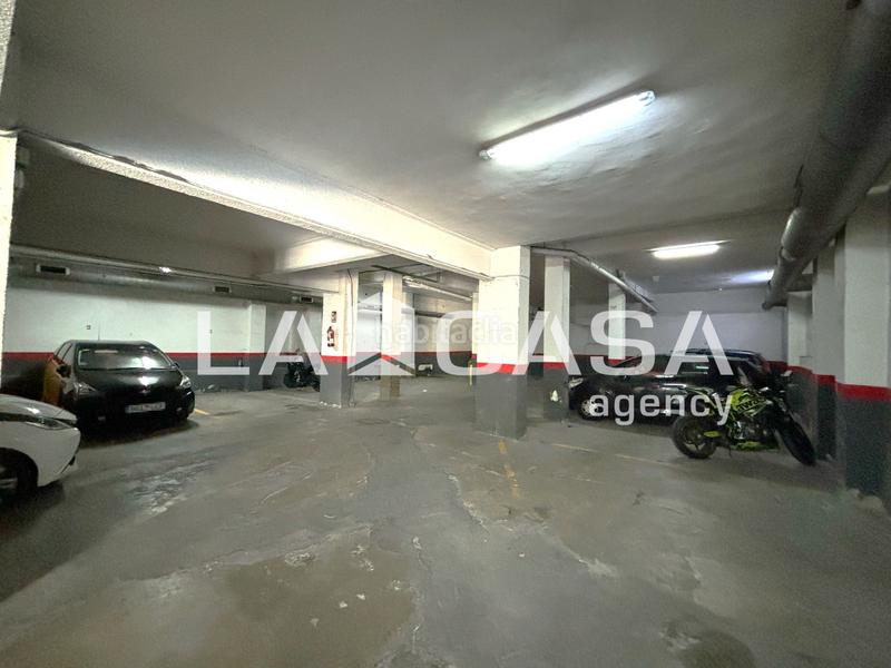 Foto f6ab7088-b256-4b1f-bf0b-15fc68850af0. Local comercial en Santa Rosa Santa Coloma de Gramenet