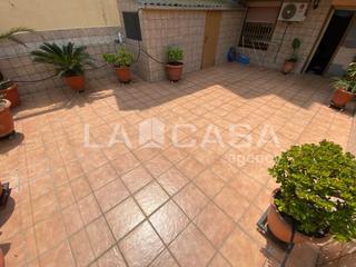 Appartement à Fondo. Piso con terraza!