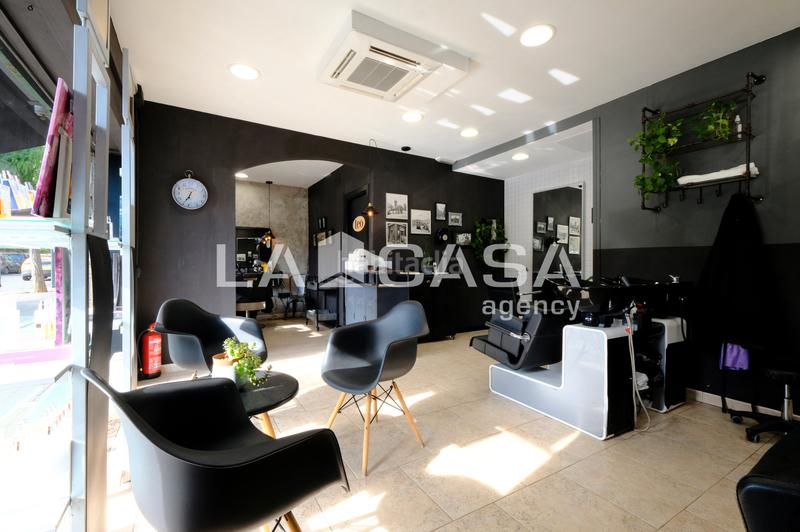 Foto 2c041242-cda9-441f-94be-723ae0feaf8a. Local comercial se vende local comercial en excelente estado en avenida meridiana, sant andreu ideal para negocio o inversión en Barcelona