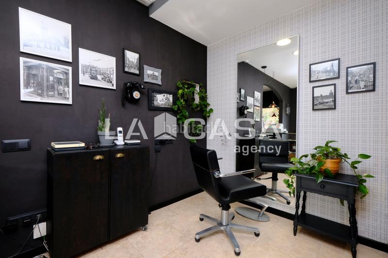 Foto 3d2950dd-ef57-4ae0-85f4-34fb65bf1431. Local comercial se vende local comercial en excelente estado en avenida meridiana, sant andreu ideal para negocio o inversión en Barcelona
