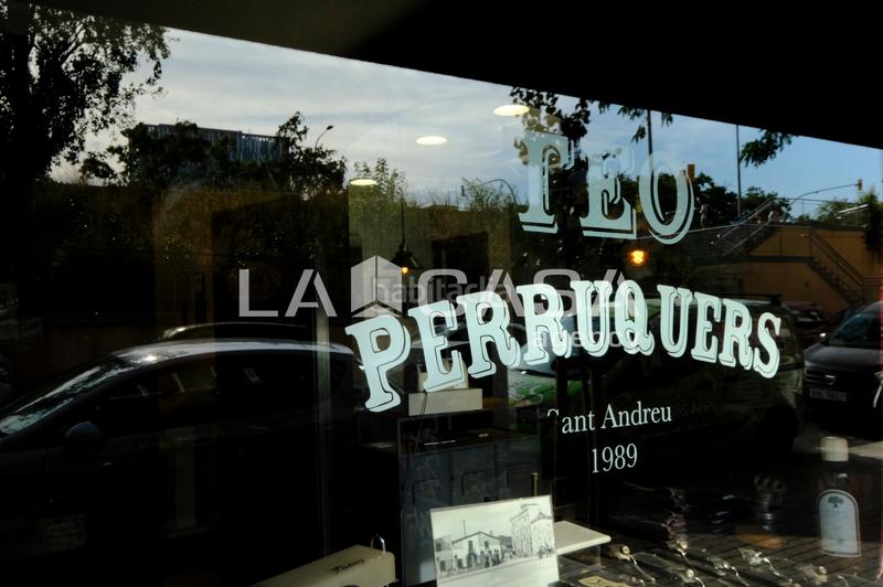 Foto 83d38a41-2030-4d1c-ba47-4ad57667c79c. Local comercial se vende local comercial en excelente estado en avenida meridiana, sant andreu ideal para negocio o inversión en Barcelona