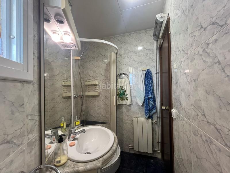 Foto c36c69c3-99a4-4616-b8a0-5eda6b3a3a30. Piso vive con estilo y luz en el corazón de Sants! en Barcelona