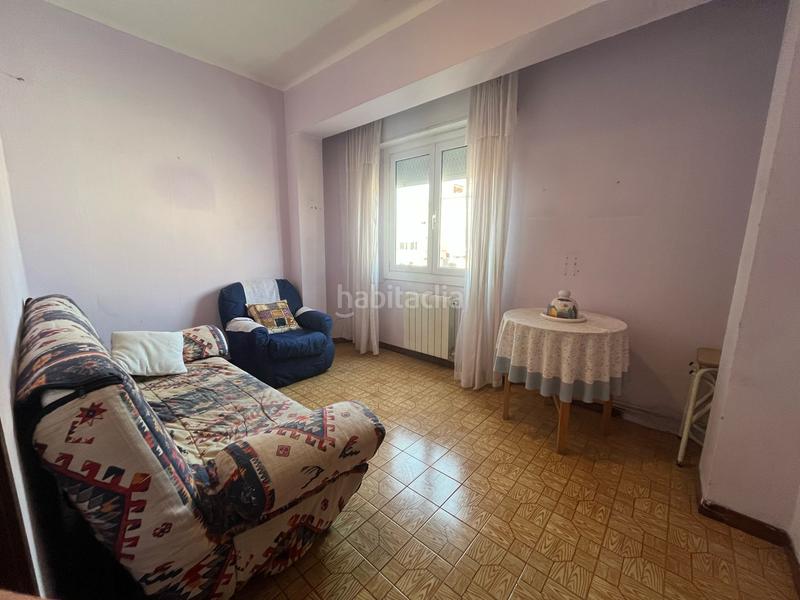 Foto d0b67549-3c54-4e84-8299-1c0698e30630. Piso vive con estilo y luz en el corazón de Sants! en Barcelona
