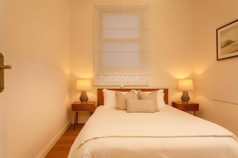 Foto 5fd99583-7331-460e-904a-3dc06b9ded18. Piso vive en el corazón de gracia con luz natural todo el día en Barcelona