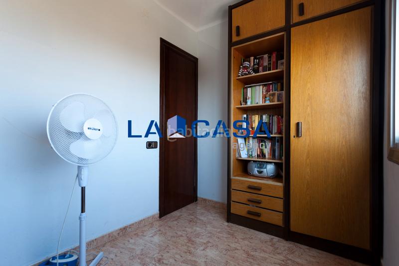 Foto 0e01a529-eabe-459f-9873-e2043f201447. Piso oportunidad piso con balcon frances en Les Planes Hospitalet de Llobregat (L´)