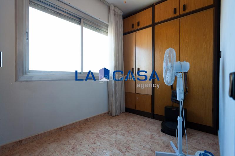 Foto 0f9244d1-b745-4f05-99a9-4515f371b681. Piso oportunidad piso con balcon frances en Les Planes Hospitalet de Llobregat (L´)
