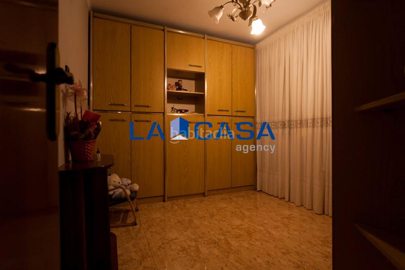Foto 7a1587ef-1d1c-4a9c-be1c-df7e4f5c2afa. Piso oportunidad piso con balcon frances en Les Planes Hospitalet de Llobregat (L´)