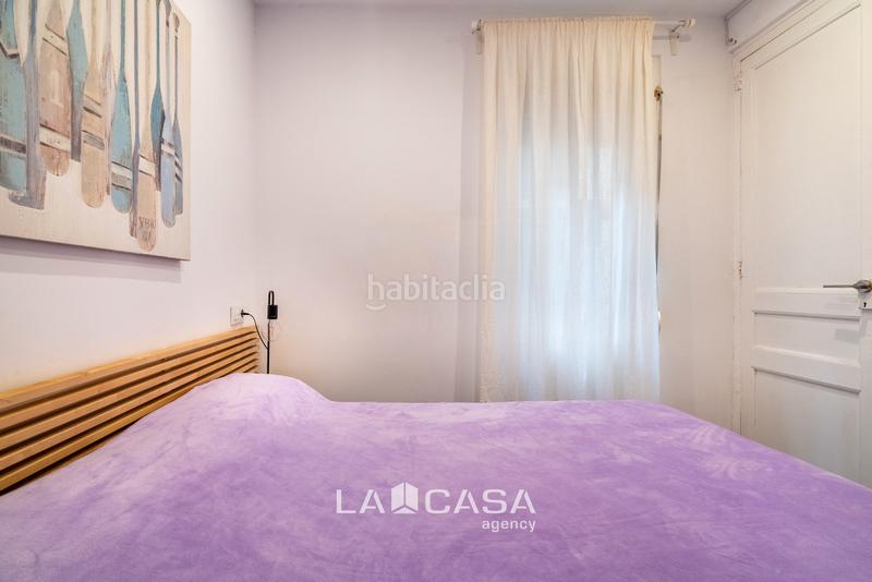 Foto 0850a4fa-4dbe-41fc-aa3c-ed2cabd7f15d. Planta baja la casa agency teda a conocer este increible piso en la Barceloneta!! en Barcelona