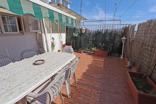 Pis a La Plana. La casa agency tiene para ti..atico con terraza
