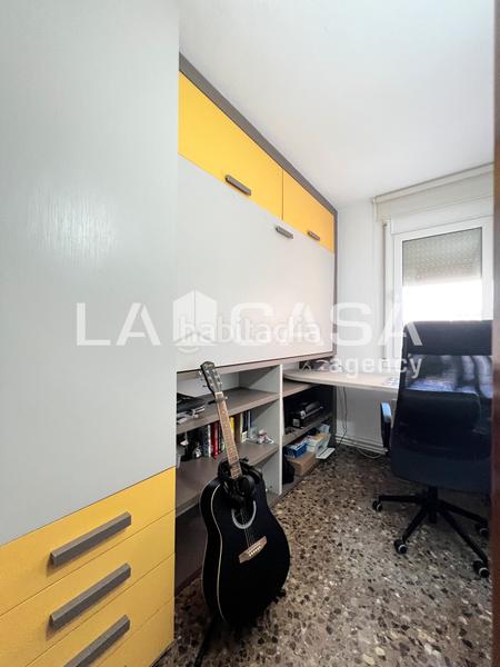 Foto 4a2b7e1c-4149-45ba-8f1d-c8dfeaa562b3. Piso  a la venta en llefia en Llefià Badalona