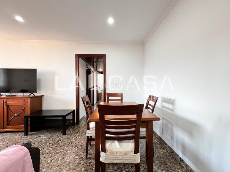Foto 907c2583-73ff-4c0f-a6c6-946ac08d27c4. Piso  a la venta en llefia en Llefià Badalona