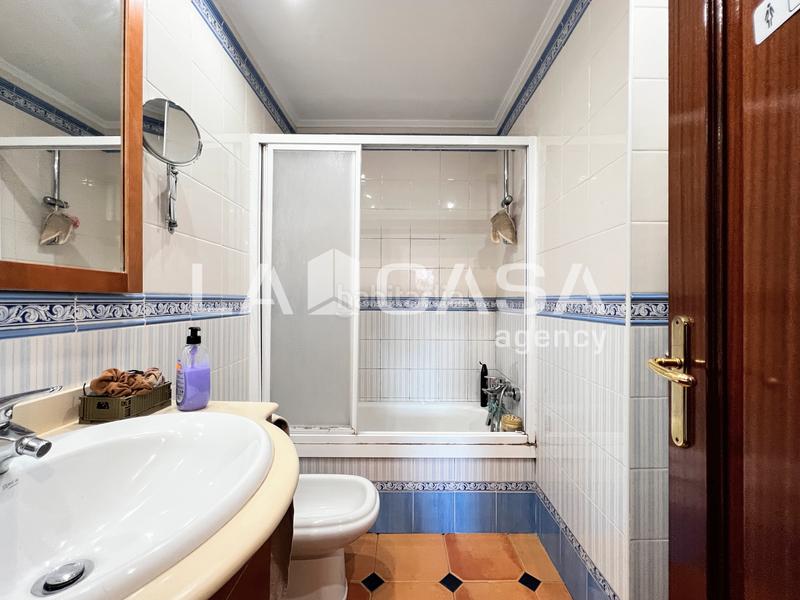 Foto 966c3639-577e-45d5-a041-ac7128a03f2e. Piso  a la venta en llefia en Llefià Badalona