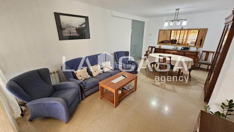 Foto bf38d6bf-d883-419d-88f5-23353d913a4f. Dúplex  de 109m en Bufalà listo para entrar a vivir en Badalona