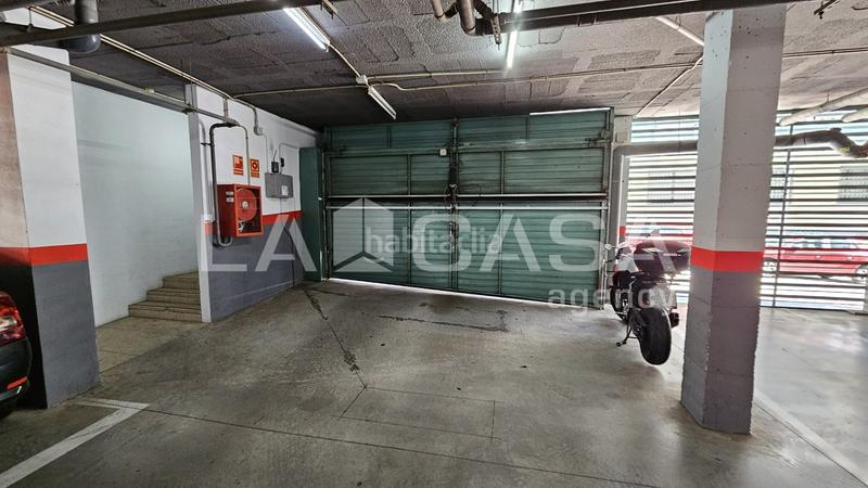 Foto cbc6fe6d-b3fb-4d06-a802-437a66b14b1e. Dúplex  de 109m en Bufalà listo para entrar a vivir en Badalona