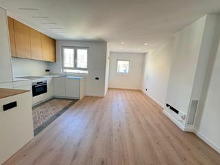 Àtic a Hostafrancs. Piso reformado con espectacular terraza privada en venta descubr