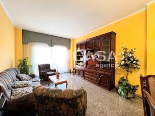 Piso en Llefià. La casa agency presentapiso con gran potencial en excelente ubic