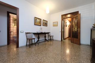 Piso en La Verneda - La Pau. Piso de cuatro habitaciones y dos bañosoportunidad en rambla pri