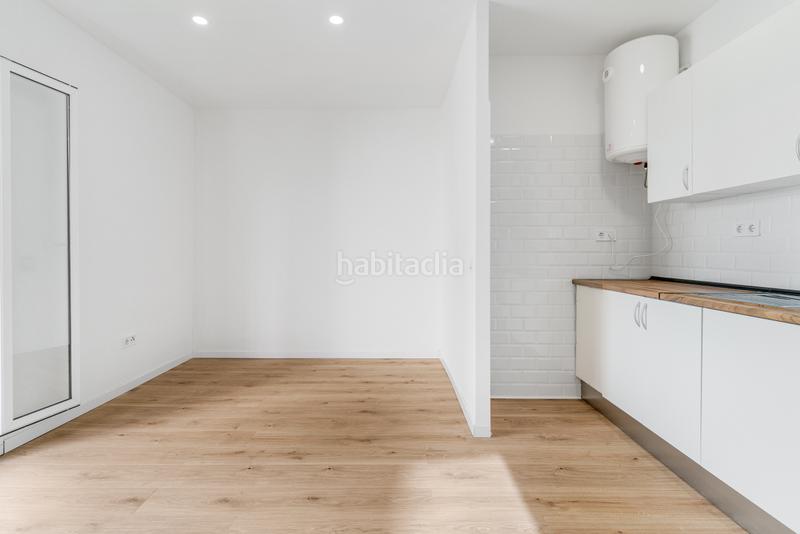 Foto d9ce2f2d-f53d-4cc4-93e0-c247b51ced38. Ático  con terraza privada en venta en el Guinardó en Barcelona