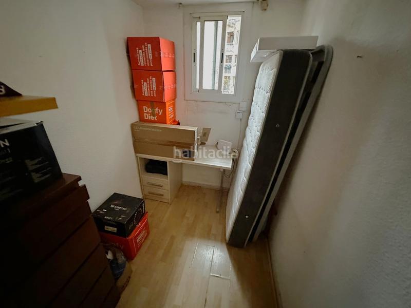 Foto f9d915d7-4b69-47b5-a989-1843af1c02ad. Etagenwohnung in Sants-Badal Barcelona