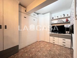 Appartement à Llefià. Oportunidad en la zona! orientado al surtres habitacionesfinca c