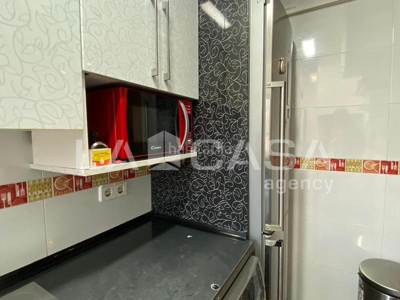 Foto dda676f6-33a4-4505-a086-eeeefa466fe9. Appartamento in Santa Rosa Santa Coloma de Gramenet