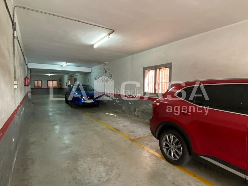Foto e87d881c-ed57-43a1-bd45-15ea6ec25525. Local comercial excelente oportunidad de inversión local de 266 m2 en avenida anselm de riu singuerlín en Santa Coloma de Gramenet