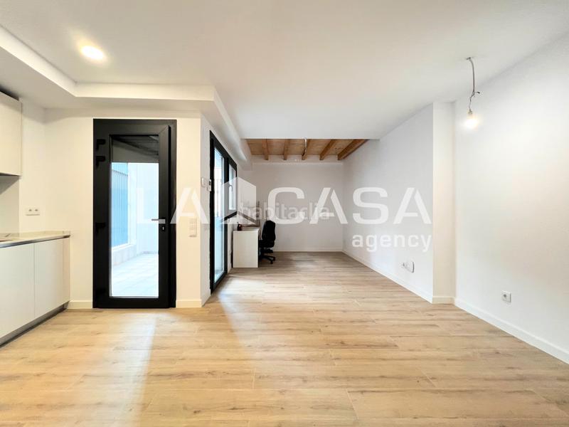 Foto 6116581c-00a9-441a-a71e-3c68b6f7670c. Zweistöckige wohnung in Llefià Badalona