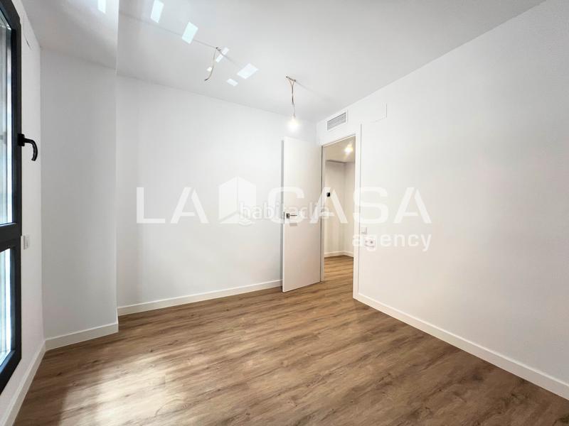 Foto 67de4da2-8909-4afd-b72d-3cef50733a75. Zweistöckige wohnung in Llefià Badalona