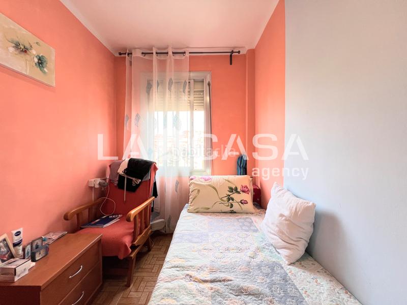 Foto 0c0fa40b-a0d4-4fc9-a985-e3636c9639f8. Etagenwohnung in Llefià Badalona