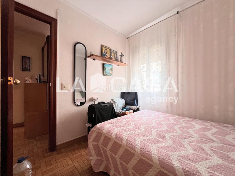 Foto 999fbb7c-e683-47b2-855c-f7c10f0a73f9. Etagenwohnung in Llefià Badalona