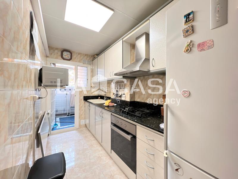 Foto 3ee85165-ac18-4acb-a826-8cf35f0fc2f7. Etagenwohnung mit heizung in Congrés Badalona