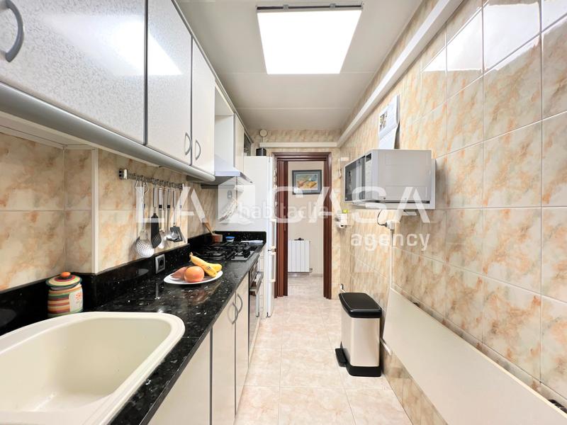 Foto 8c70fea1-5854-4ea4-9a1b-be35ac5c5e06. Etagenwohnung mit heizung in Congrés Badalona