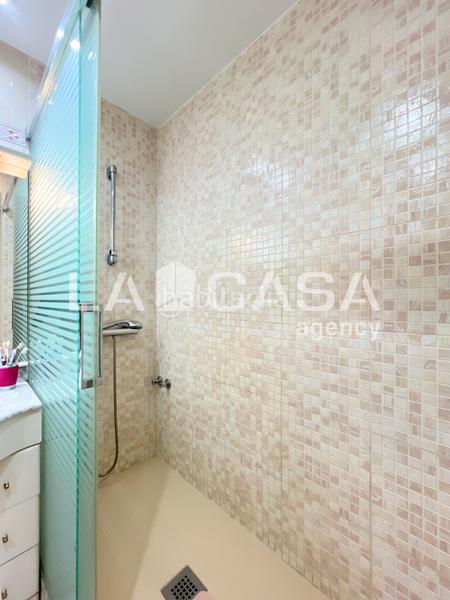 Foto d6394729-b6ea-4997-81d7-ebbc52ca83af. Casa amb calefacció a Progrés - Pep Ventura Badalona