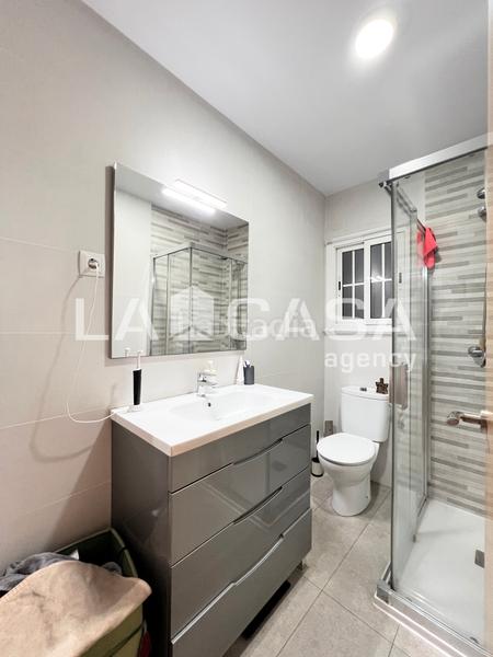 Foto 36183ea6-c40f-4156-82ce-737bf895fc13. Pis a La Salut Badalona