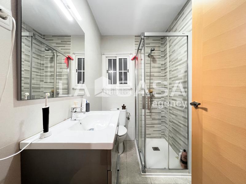 Foto b6bd08d5-2de8-4110-b559-ec7b5b00706a. Pis a La Salut Badalona