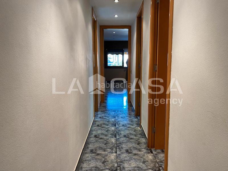 Foto 372a4732-7ec0-4239-8d52-08a1f9578de0. Appartement dans Singuerlín Santa Coloma de Gramenet