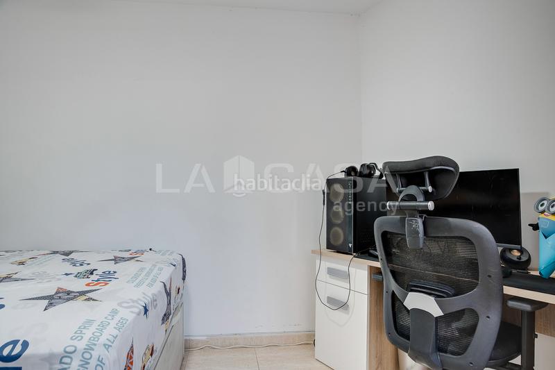 Foto c3748a1b-76ea-43e0-9f4d-3614caab8117. Flat with heating in Sant Adrià Nord Sant Adrià de Besòs