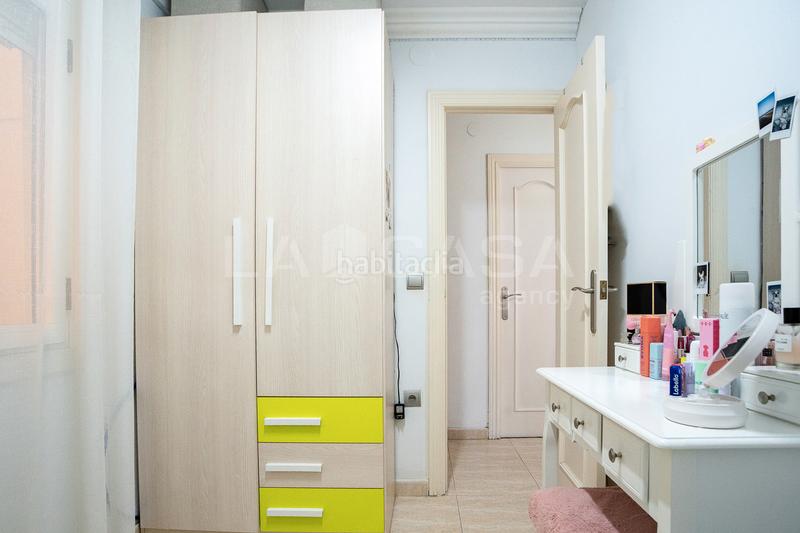 Foto d444ebf6-f2bc-4dbc-8ea1-73d882621fe7. Flat with heating in Sant Adrià Nord Sant Adrià de Besòs