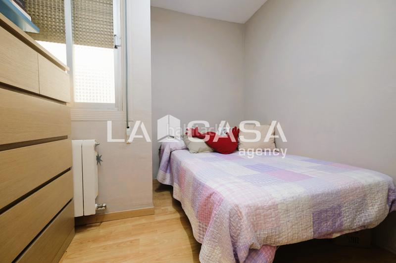 Foto 84cb258b-83ec-4d3e-8e6c-d3a3020fb7fd. Flat with heating in Trinitat Vella Barcelona