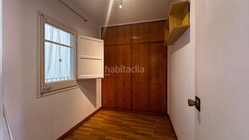 Foto 14cb8398-68d4-44fb-ae94-07a1f025f925. Pis a El Camp de l´Arpa del Clot Barcelona