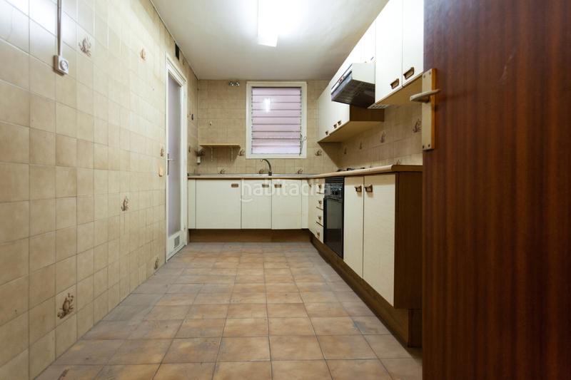 Foto b8777525-e424-47ff-8304-b88695dd59c9. Appartement avec chauffage parking dans Sagrada Família Barcelona