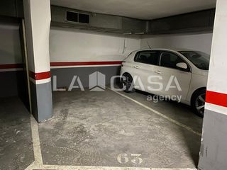 Autoparkplatz in El Raval