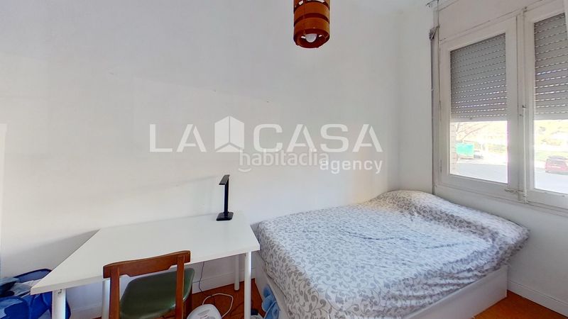 Foto b5e11095-9de5-4636-a886-b07888f19f4a. Pis a Sant Martí de Provençals Barcelona
