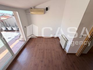 Àtic a Can Rull. La casa agency presenta ático duplex en sabadell  finca de 2002!