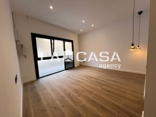 Flat in Porta. Vivienda tipo loft en calle velia