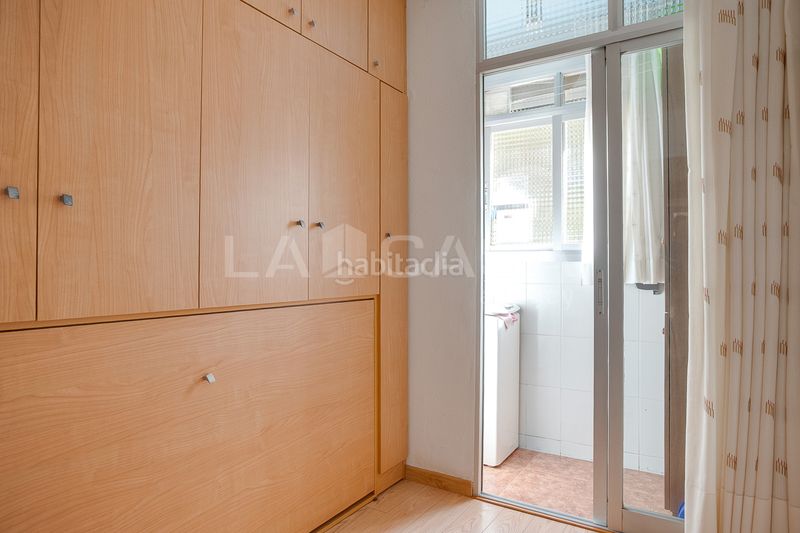 Foto c850d6b2-8281-4923-9f72-7ef8c24db690. Pis a Sant Martí de Provençals Barcelona