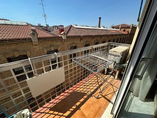 Pis a Sants-Badal. Piso calle bacardi, barcelona